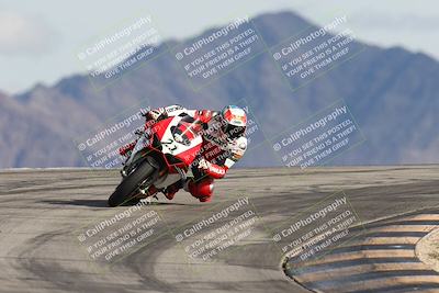 media/Nov-16-2025-Race Pace (Sun) [[8c5fa54630]]/Verified Riders/8-Turn 12 (120pm)/